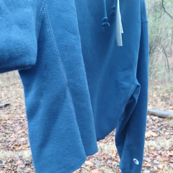 NEW Champion Reverse Weave Warm Up Crop Hoodie Navy Women's Medium - Picture 3 of 6